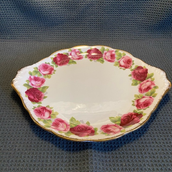 Old English Roses cake plate by Royal Albert 10” - Picture 2 of 7